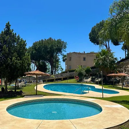 Casa Riviera, 2-bdrm, Sea View, Pool, Parking Apartment